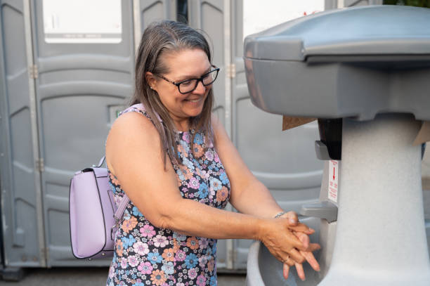Best Portable restroom trailer rental  in Redfield, AR